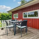 Holiday home 3 Bedroom Cozy In *