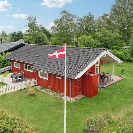Gezellig Met 3 Slaapkamers In Grenå
