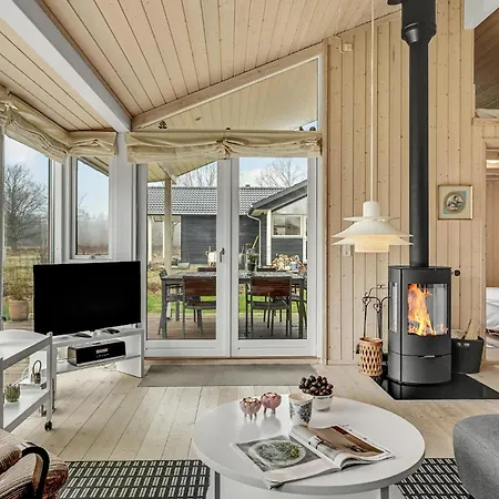 3 Bedroom Cozy In * Grenå