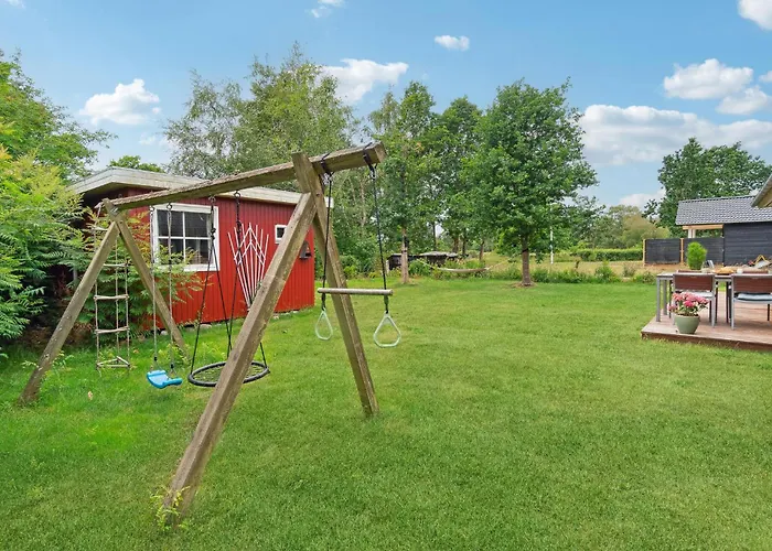3 Bedroom Cozy In Nyaraló *
